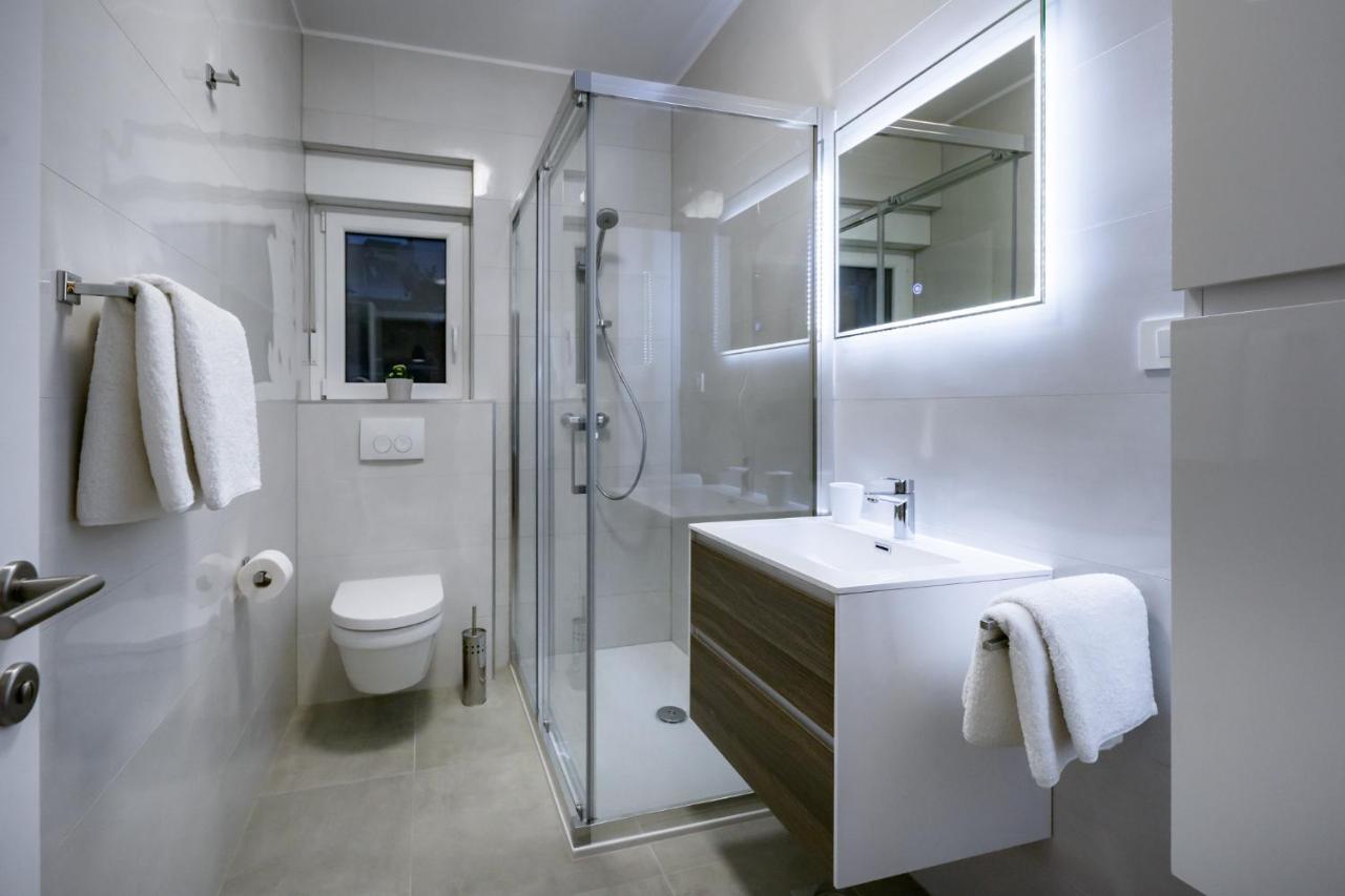 Apartmani Villa Zora Lopar Ngoại thất bức ảnh