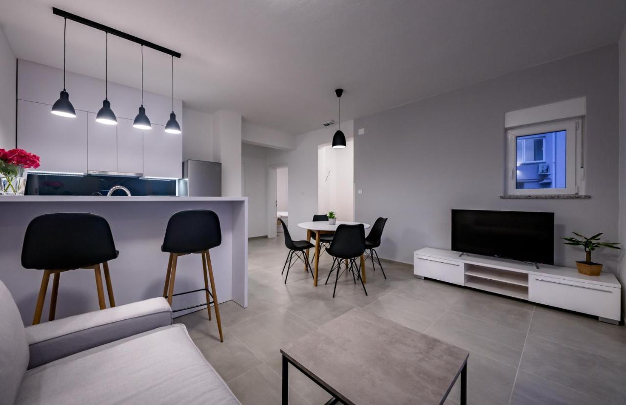 Apartmani Villa Zora Lopar Ngoại thất bức ảnh