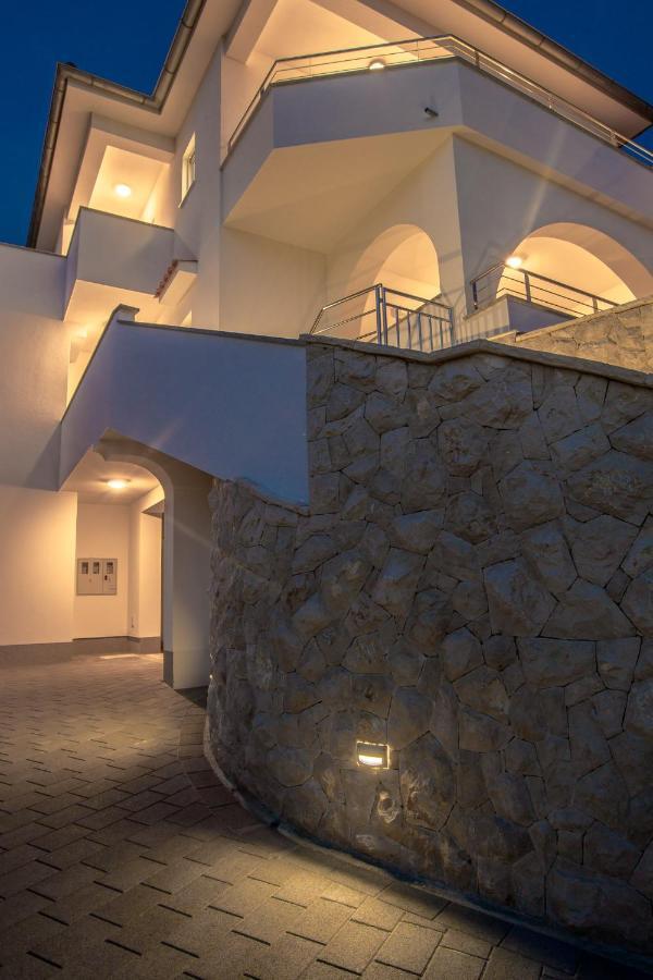 Apartmani Villa Zora Lopar Ngoại thất bức ảnh